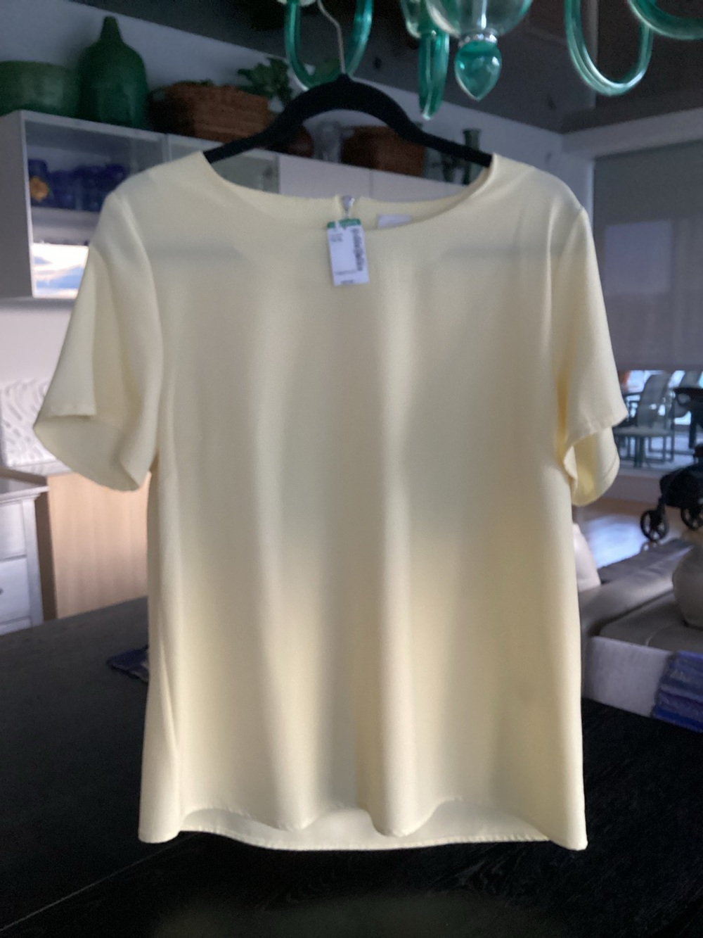 Simons Pale Yellow Short-Sleeve Blouse
TWIK